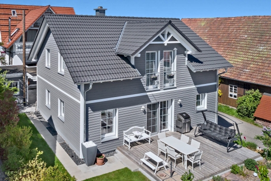 Family Home 1-2/2022
